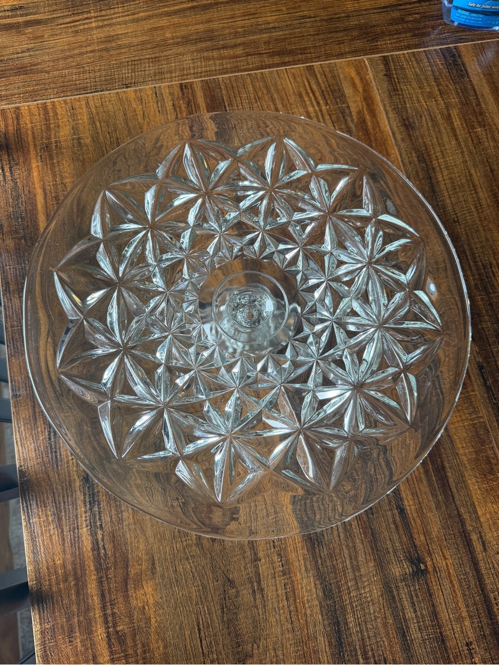 Clear Glass Patterned Cake Stand - Home Dining
